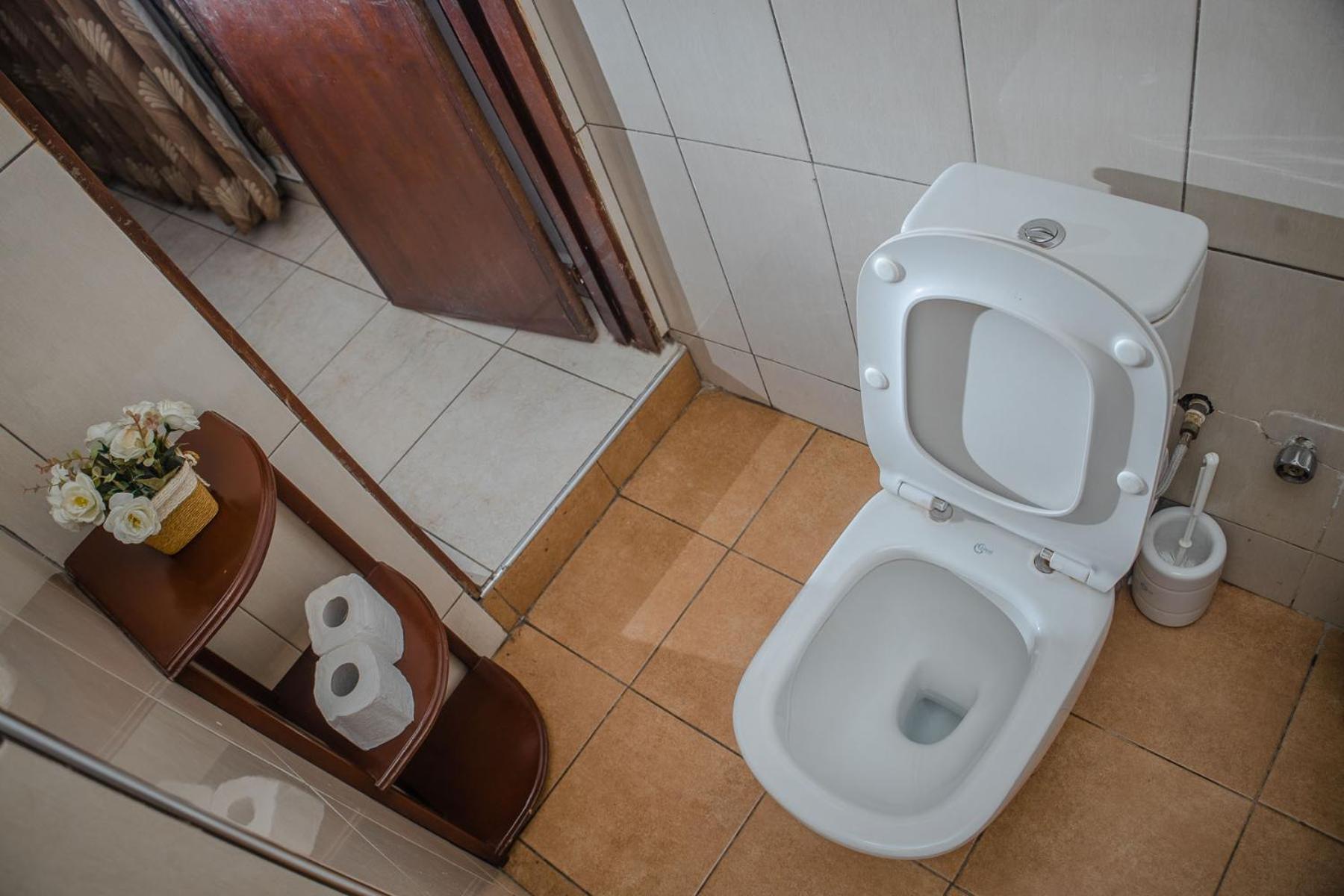 Stadium Hotel Kumasi Extérieur photo