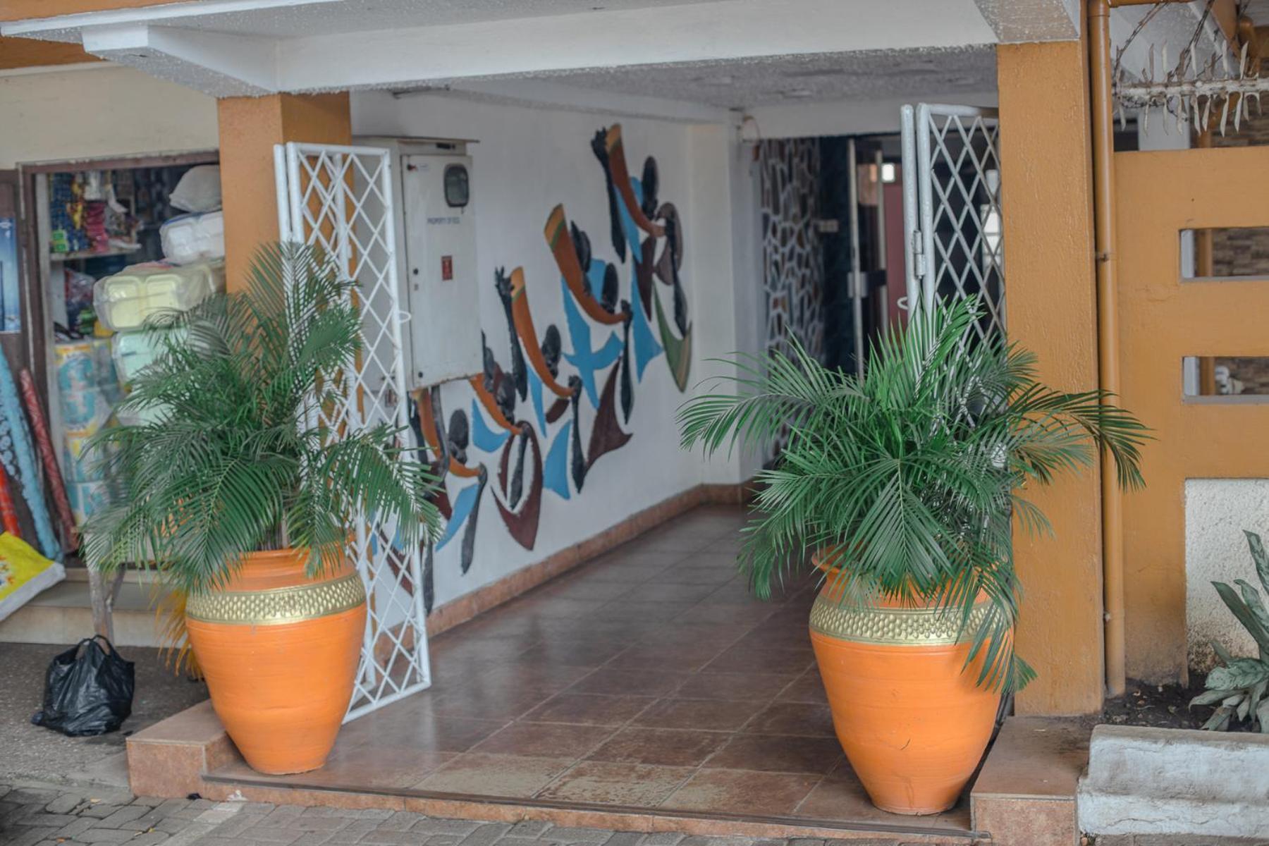 Stadium Hotel Kumasi Extérieur photo